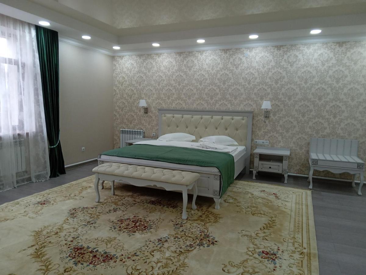 Grand Holiday Hall Παβλοντάρ Εξωτερικό φωτογραφία